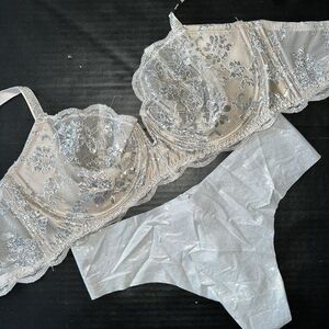 Victoria's Secret unlined 34D,34DD,38D BRA SET L BEIGE silver lace SHINE STRAP